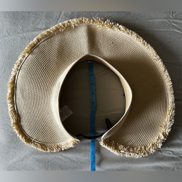 Beige Fringed Straw Sun Visor - Picture 3 of 7